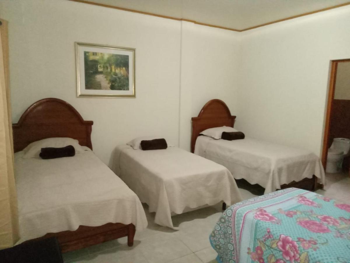 Apart Hotel Acuarious De Luis Эстели Экстерьер фото