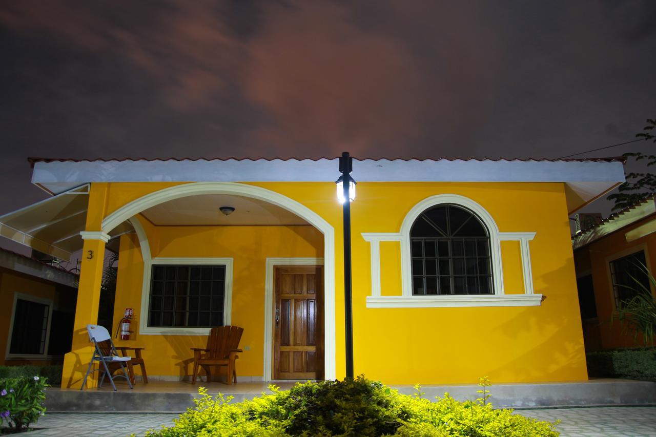 Apart Hotel Acuarious De Luis Эстели Экстерьер фото